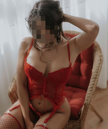 Приглашаю на незабываемую встречу в сказочном атмосфере. Я готова исполнить все твои желания и фантазии. Останови свой выбор на мне и ты об этом никогда не пожалеешь! 6218, 22 года